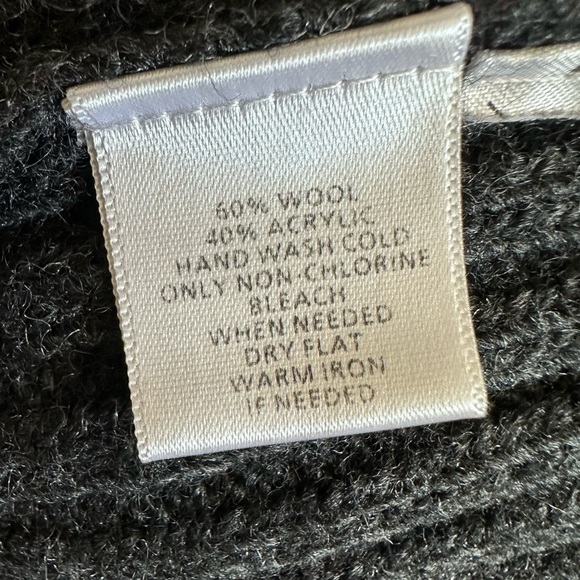 Ann Taylor LOFT Women's Wool Double-breasted Cardigan Sweater (862) - Picture 12 of 12